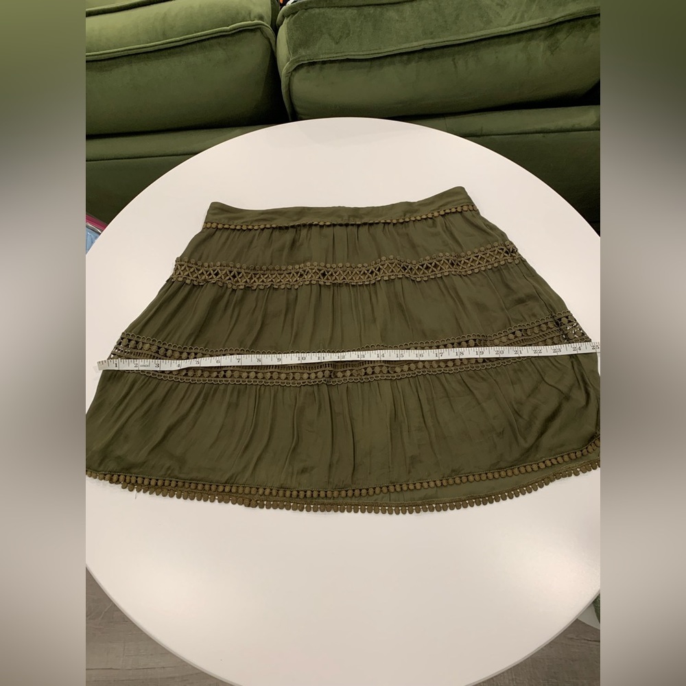 White House Black Market Military Skirt Olive Green Size SP Tiered Lace Trim - Picture 6 of 12